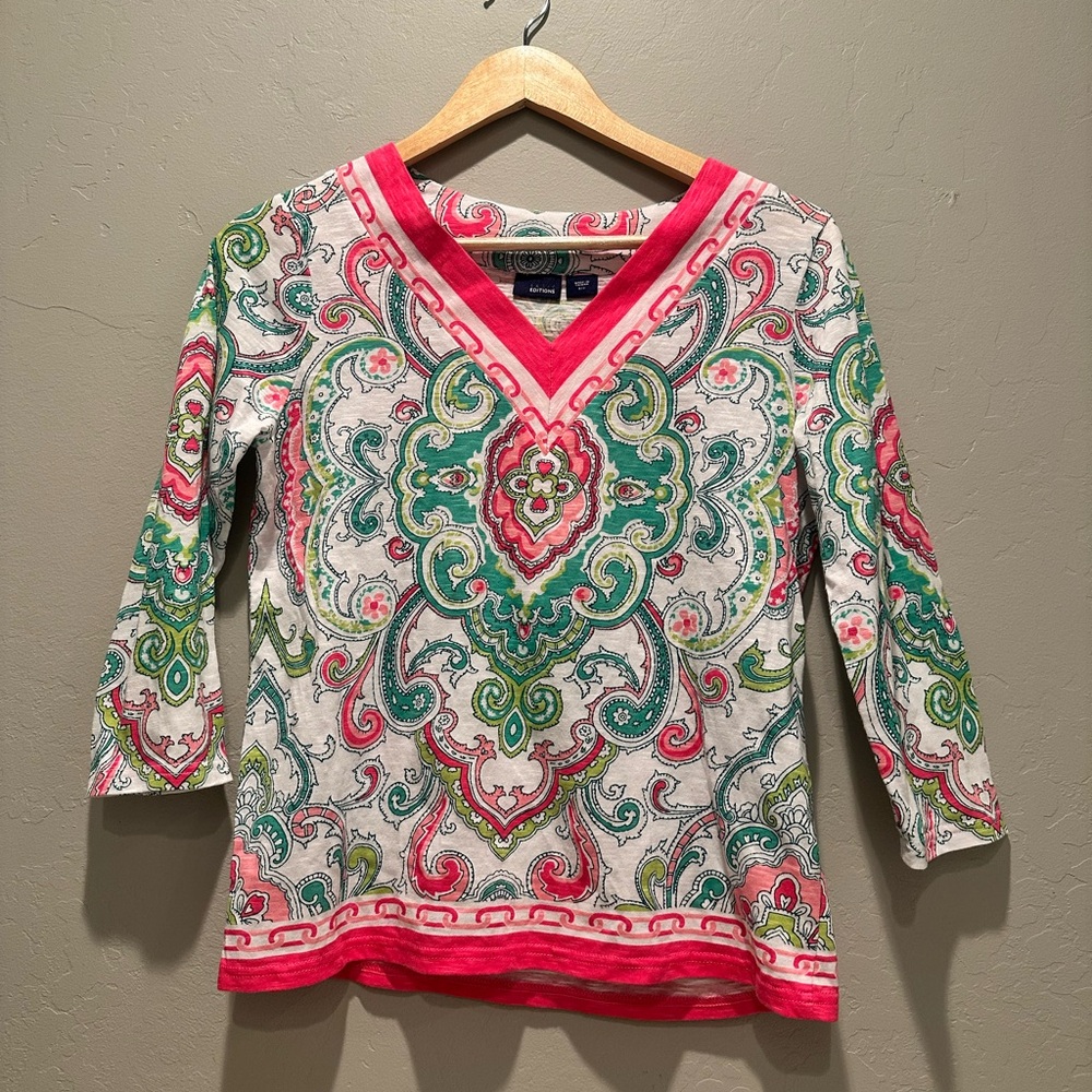 Basic Editions Green Pink Geometric‎ Patterned V-Neck Blouse Size Small